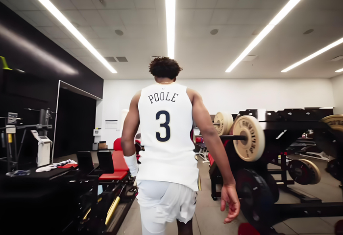 关于NBA总决赛赛程吃紧；新奥尔良鹈鹕今夜强势反弹；质疑声仍在；阵容厚度经受考验的信息