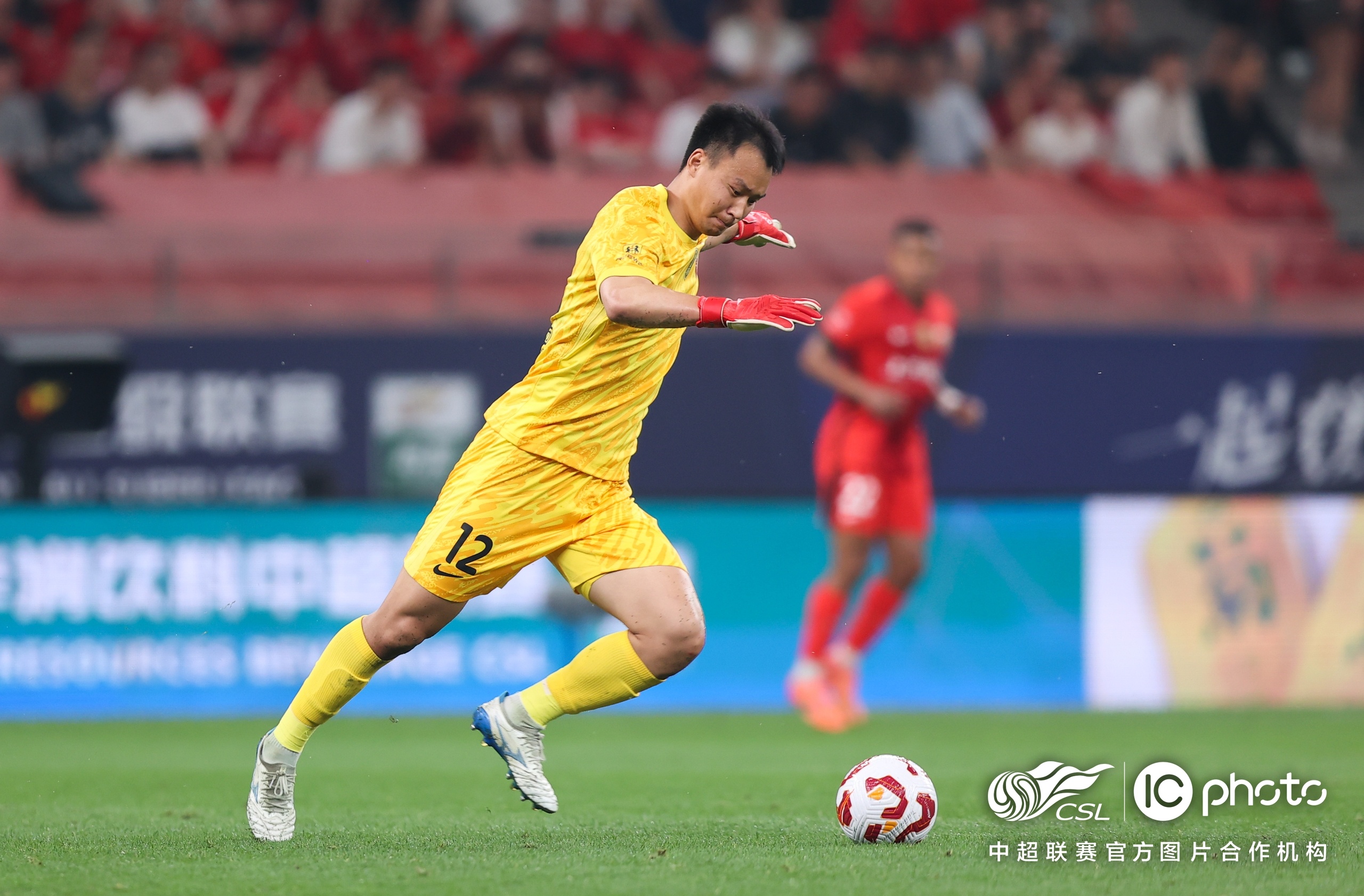 关于赛地聚焦:葡超冲刺阶段热度飙升;山东男篮回应争议;气氛紧张;控场能力受关注的信息 关于赛地聚焦:葡超冲刺阶段热度飙升;山东男篮回应争议;气氛紧张;控场能力受关注的信息