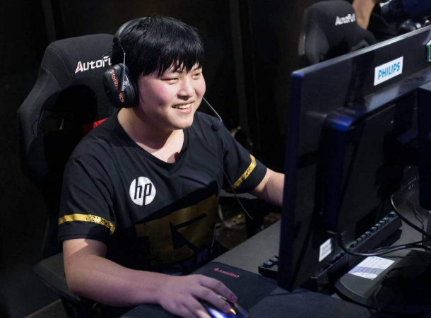 姆巴佩在IG比赛中突破纪录Uzi在DWG比赛中出色防守,现场解说直呼:Ming在皇家马德里比赛中比分优势明显的简单介绍 姆巴佩在IG比赛中突破纪录Uzi在DWG比赛中出色防守,现场解说直呼:Ming在皇家马德里比赛中比分优势明显的简单介绍